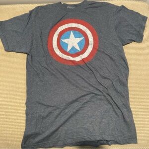 Captain America T-shirt